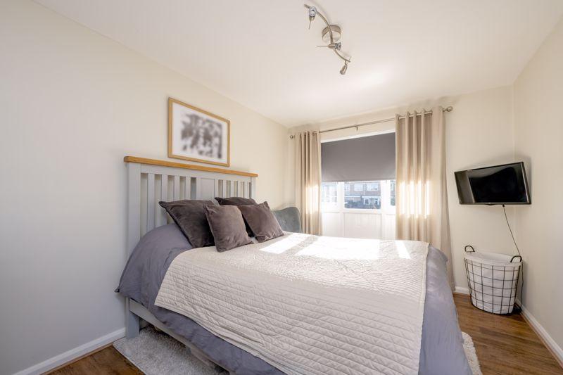 Bedroom no. 1 (rear)