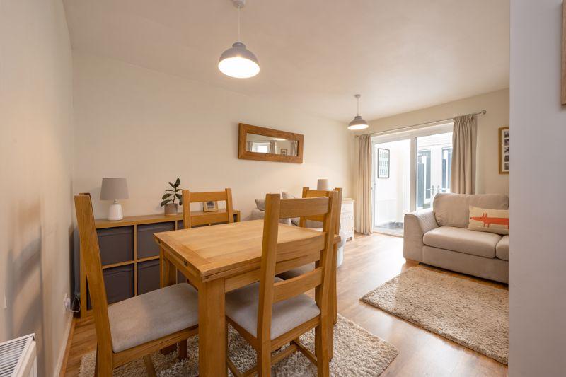 DINING AREA onto...