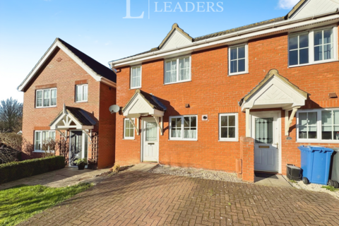 2 bedroom terraced house to rent, Tizzick Close, Norwich