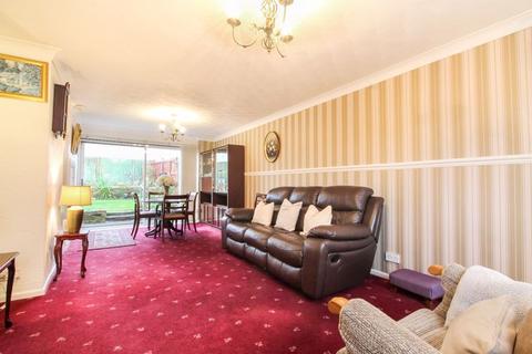 3 bedroom semi-detached house for sale, Woodstock Road, Bedford MK40