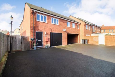 2 bedroom coach house for sale, Croxden Gardens, Bedford MK40