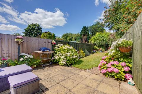 222 High Street, Halling, Rochester, ME2 1BZ