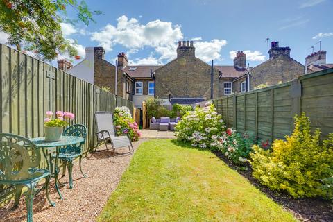 222 High Street, Halling, Rochester, ME2 1BZ