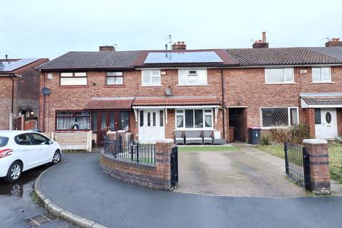 3 bedroom terraced house for sale, Leaside Grove, Manchester M28