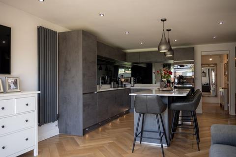 undefined, The Croft, Crowle