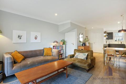 132 Bethwin Road, London, SE5 0YY
