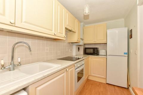 1 bedroom flat for sale, Upper Bridge Street, Wye, Ashford, Kent