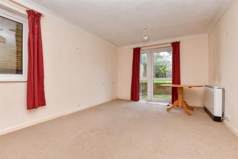 1 bedroom ground floor flat for sale, Cranley Gardens, Wallington, Surrey