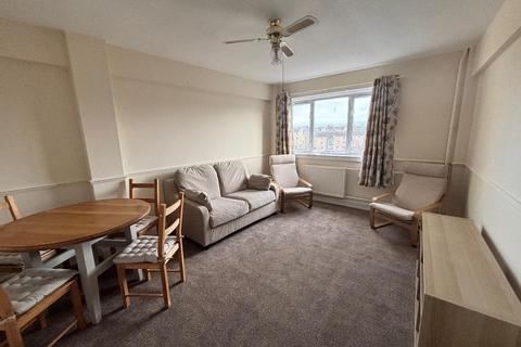 3 bedroom flat to rent, Westfield Court, Gorgie, Edinburgh, EH11