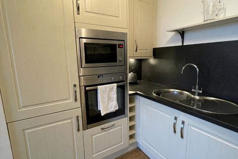 2 bedroom flat to rent, Urquhart Road, Aberdeen, AB24 5DN