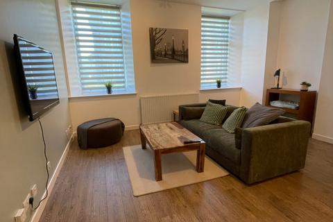 Urquhart Road, Aberdeen, AB24 5DN