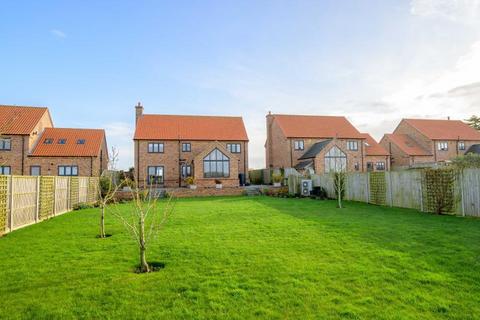 4 bedroom detached house for sale, Roman Bank, Leverington, Cambridgeshire, PE13 5FJ