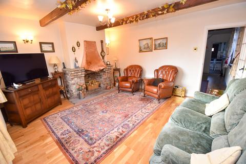 undefined, Davyhulme Road, Davyhulme, M41