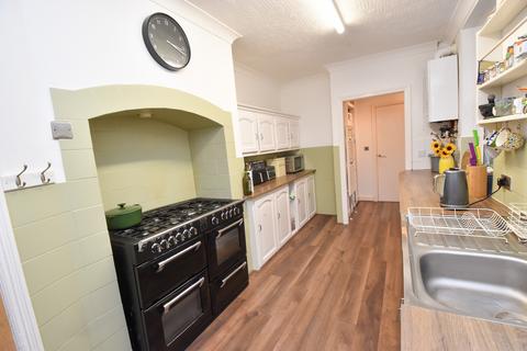 3 bedroom terraced house for sale, Holly Avenue, Urmston, M41