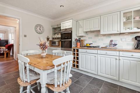 5 bedroom detached house for sale, Wheatlands Close, Bedford MK45