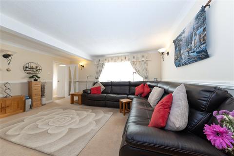 4 Balcombe Close, Luton, LU2 8HT