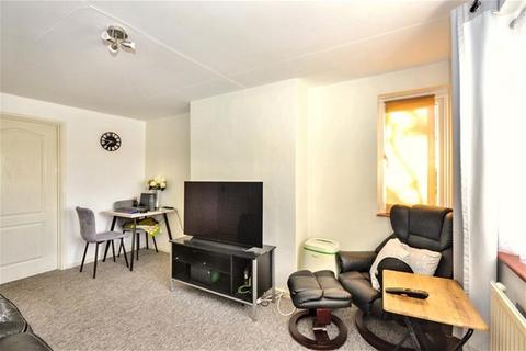 1 bedroom flat for sale, Northfield Road, Harpenden