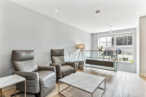 3 bedroom terraced house for sale, Avery Walk, SW11