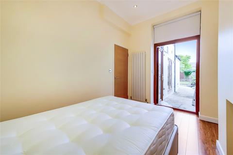 2 bedroom flat to rent, Ferndale Road, London SW4