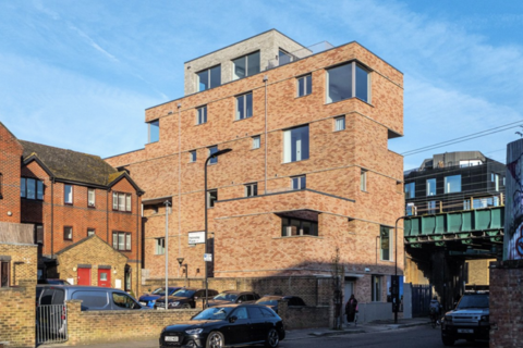 2 bedroom flat for sale, Lamb Mews, 50 Lamb Lane, London, E8