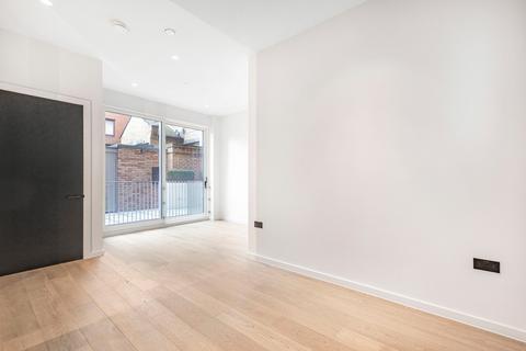 2 bedroom flat for sale, Lamb Mews, 50 Lamb Lane, London, E8