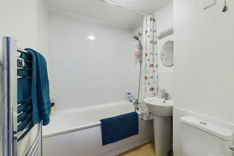 1 bedroom flat for sale, Pixton Way, Croydon