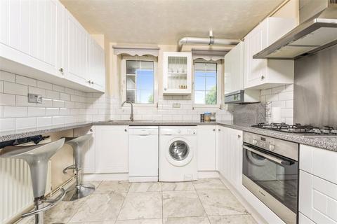 1 bedroom flat for sale, Rowley House, Watergate Street, Deptford, London, SE8