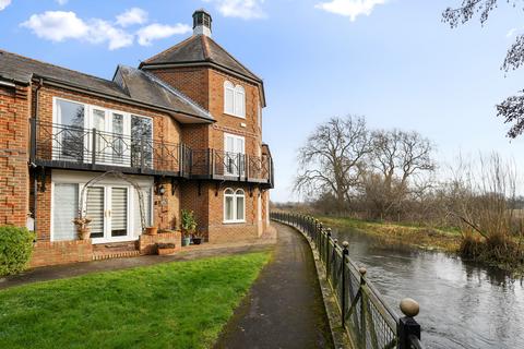 3 bedroom end of terrace house for sale, The Brookmill, Reading RG1