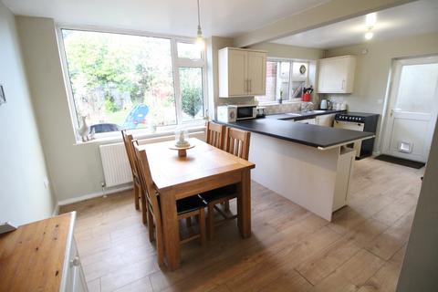 3 bedroom semi-detached house for sale, Mount Pleasant Road, Warwickshire CV12