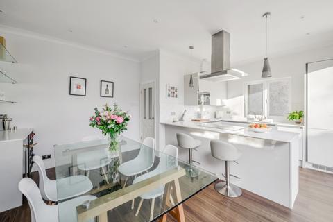 11 Arras Avenue, Morden, SM4 6DG