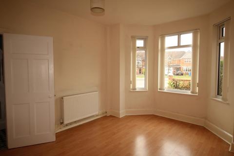 3 bedroom semi-detached house to rent, Silkmore Lane, Stafford ST17