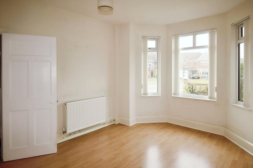 Lounge Before