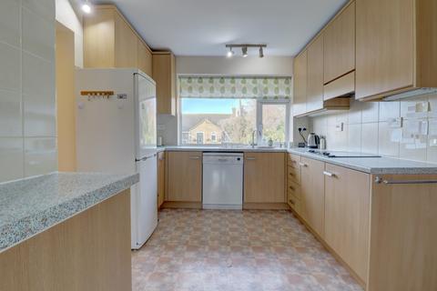 2 bedroom bungalow for sale, Almond Way, Buckinghamshire HP27