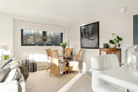 0/2, 1 Meadowside Quay Square, Glasgow, G11 6BS