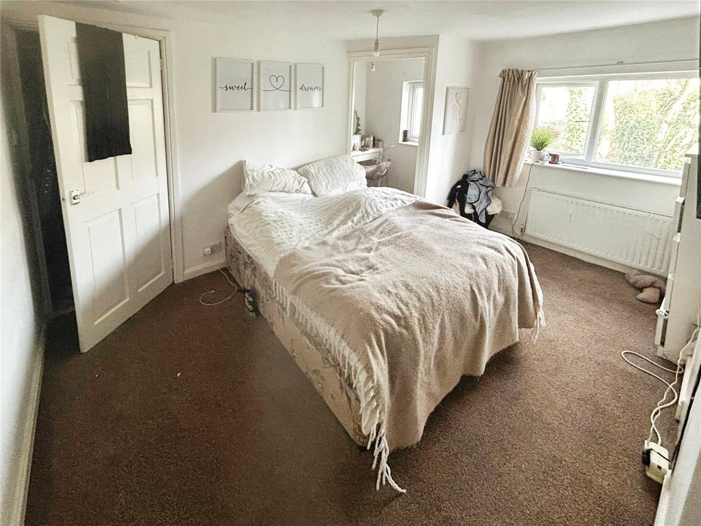 Bedroom No.13