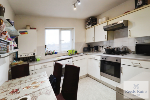 1 bedroom apartment for sale, Chadview Court, Chadwell Heath RM6