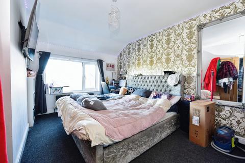 3 bedroom semi-detached house for sale, Potter Hill, South Yorkshire S61