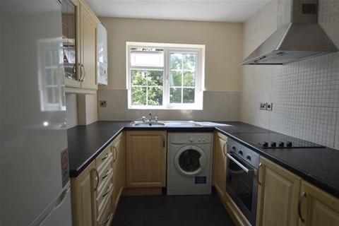 2 bedroom house to rent, Ashdales, St Albans