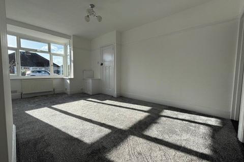 2 bedroom bungalow to rent, Edgar Crescent, Hampshire PO16