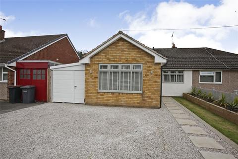 2 bedroom bungalow to rent, Romsey Avenue, Warwickshire CV10