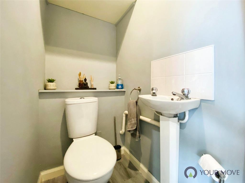 Cloakroom/Wc