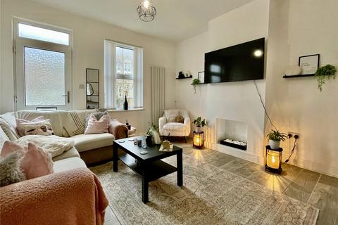 33 Barnsley Road, Wombwell, Barnsley, S73 8HT
