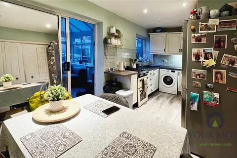 3 bedroom semi-detached house for sale, Harewood Road, Oldham OL2