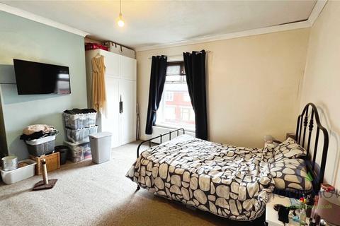 145 Edge Lane Road, Oldham, OL1 3RH