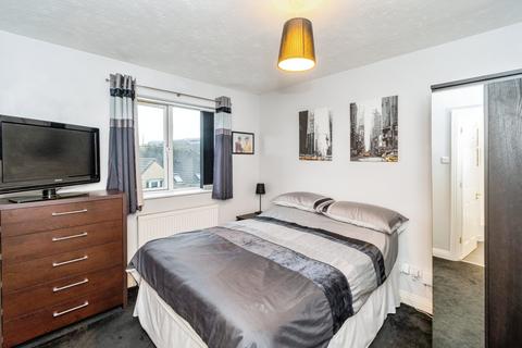 2 bedroom flat for sale, Pacific Close, Hampshire SO14