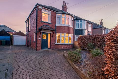 3 bedroom semi-detached house for sale, Leeds LS17