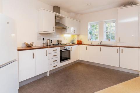 2 bedroom flat for sale, Wallett Drive, Telford TF2