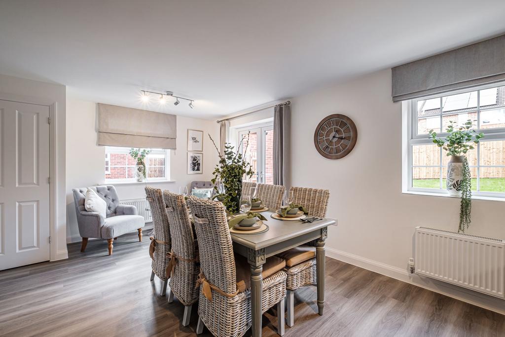 Hurst dual-aspect dining area