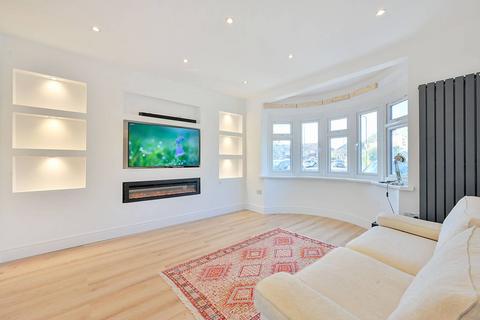 3 bedroom semi-detached house to rent, St Dunstans Avenue, Acton, London, W3