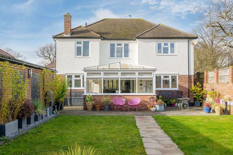 46 Sandy Ridge, Chislehurst, BR7 5DR